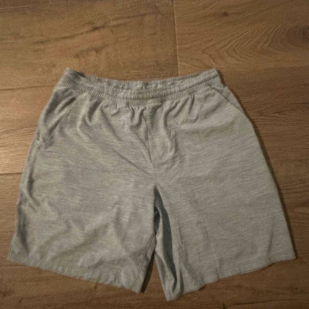 Men’s lululemon athletica Gray Athletic Shorts -XL